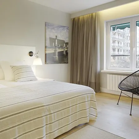 Bella Easo 3 By Feelfree